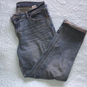 Mid-Rise Boyfriend Old Navy Jeans—Size 10